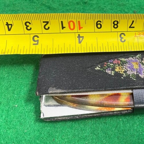 Small portable mirrors with comb, cloth case with mirror and comb - Picture 4 of 10